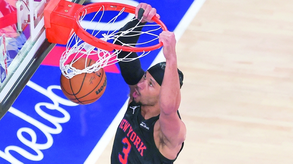 New York Knicks' Josh Hart (3) dunks against the Cleveland Cavaliers during the eastern conference finals during the 2026 NBA at Madison Square Garden.— Imagn Images