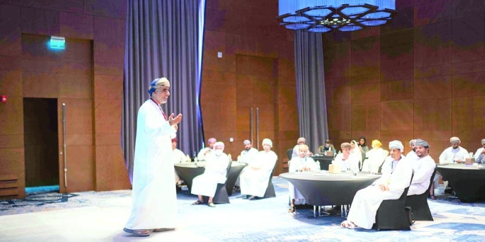 The session will focus on efforts to strengthen Omani cultural identity.