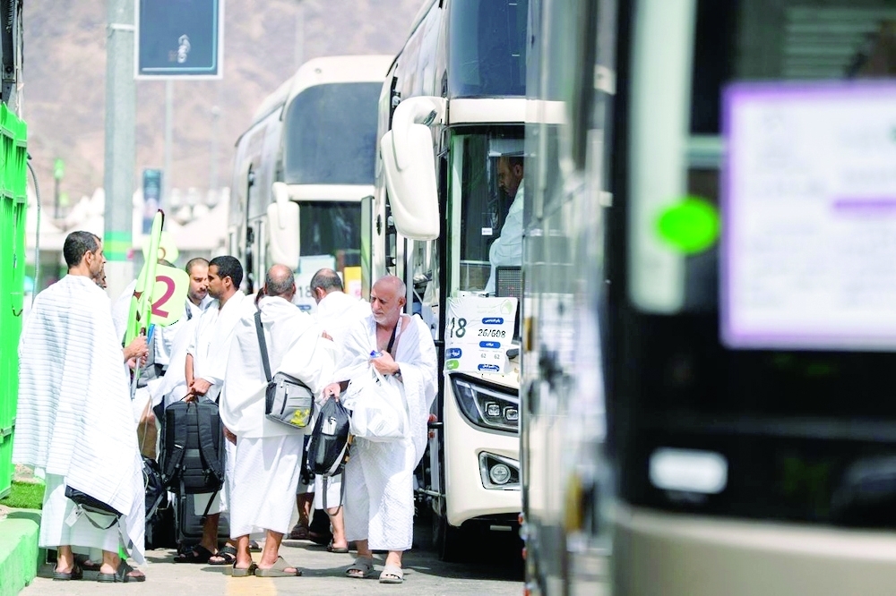 The mission is taking care of an influx of Omani pilgrims to the holy site of Mina.