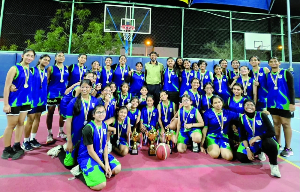 In basketball, the ISWK Under-19 girls team emerged as champions.