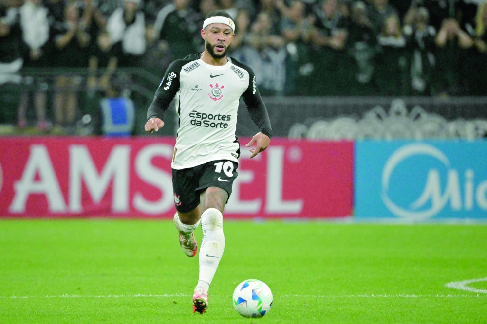 Corinthians' Dutch forward #10 Memphis Depay controls the ball during the Copa Sudamericana group stage football match between Brazil's Corinthians and Colombia's America de Cali at the Neo Quimica Arena stadium in Sao Paulo, Brazil on May 6, 2025. — AFP