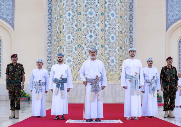 His Majesty the Sultan performs Eid Al Adha prayers in Sohar