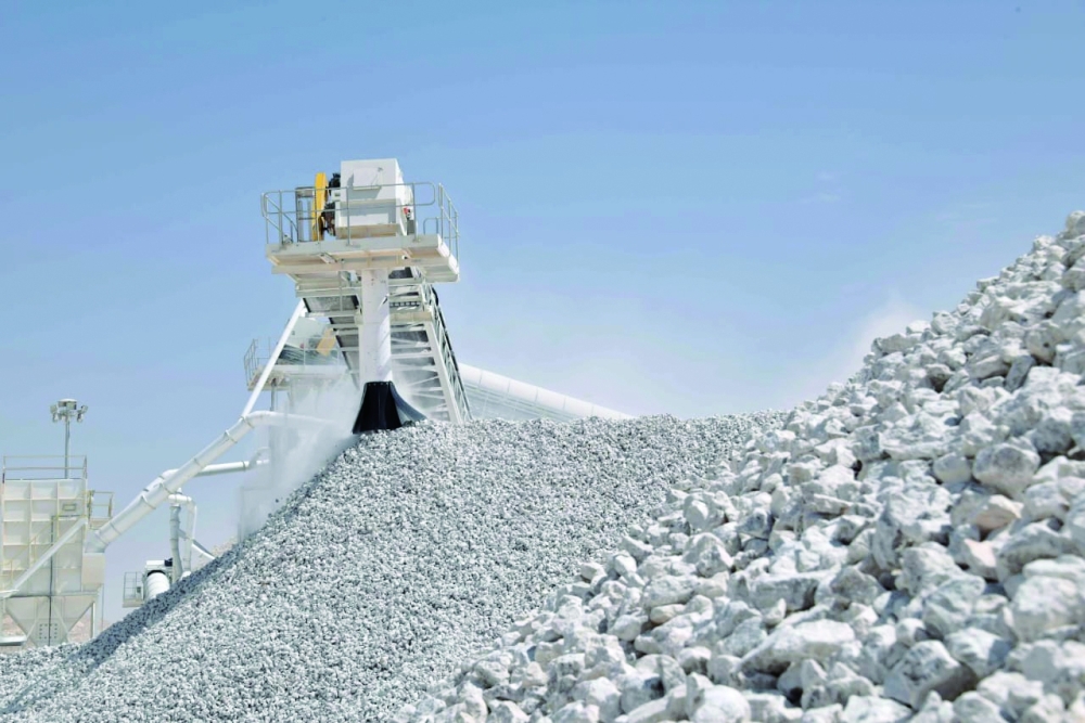15 licences are currently operational, including 14 for building materials and one for chromium ore extraction.
