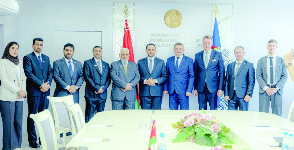 The meeting formed part of the visit of an Omani trade delegation to Belarus. — ONA