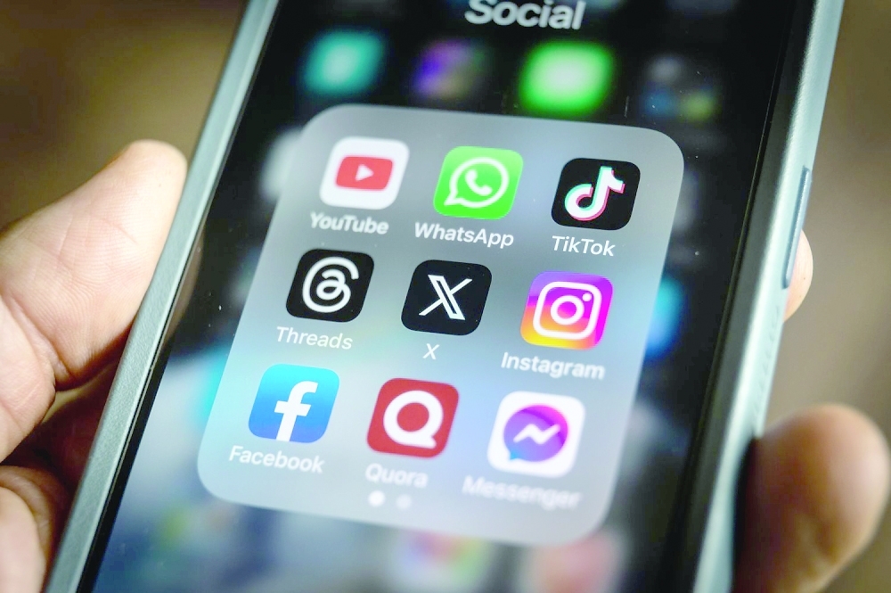 Any media activity that requires a licence without securing the legally mandated approval constitutes a violation of the law.
