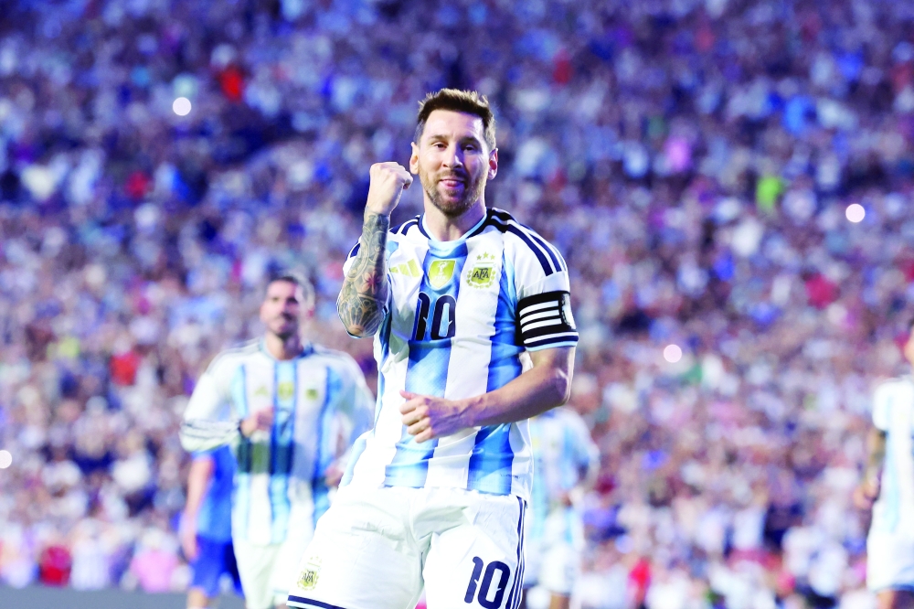Messi scores on injury return as Argentina beat Iceland