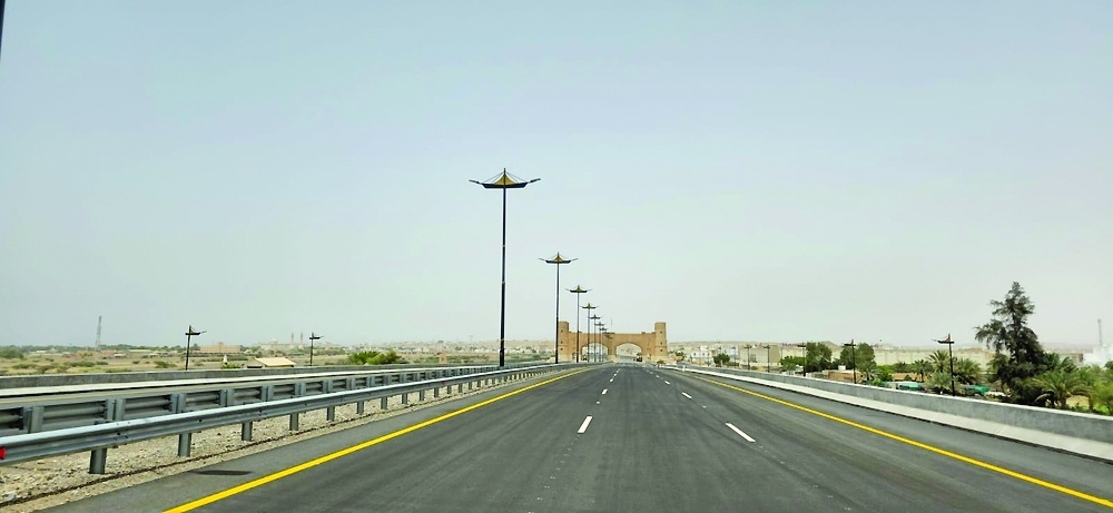 The road extends 52 kilometres in Al Sharqiyah South Governorate. - ONA