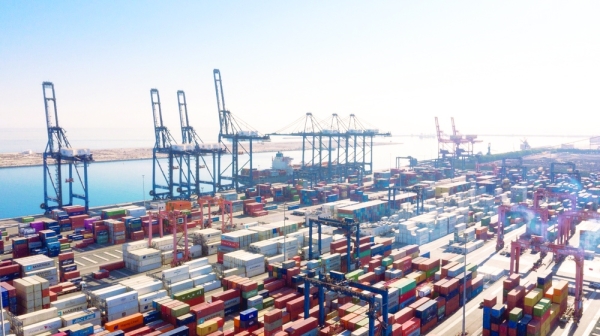 Oman trade surplus holds at RO 1.54 billion