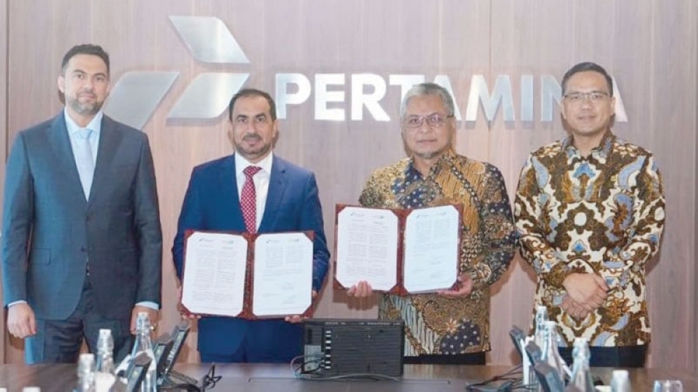 Representatives of OQEP and Pertamina Hulu Energi at the MoU signing.