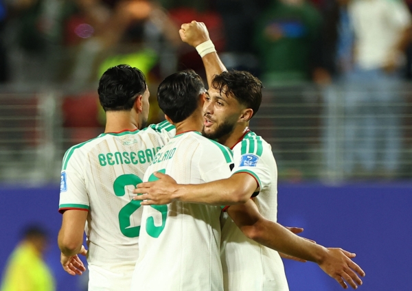 Algeria rally to eliminate Jordan 2-1