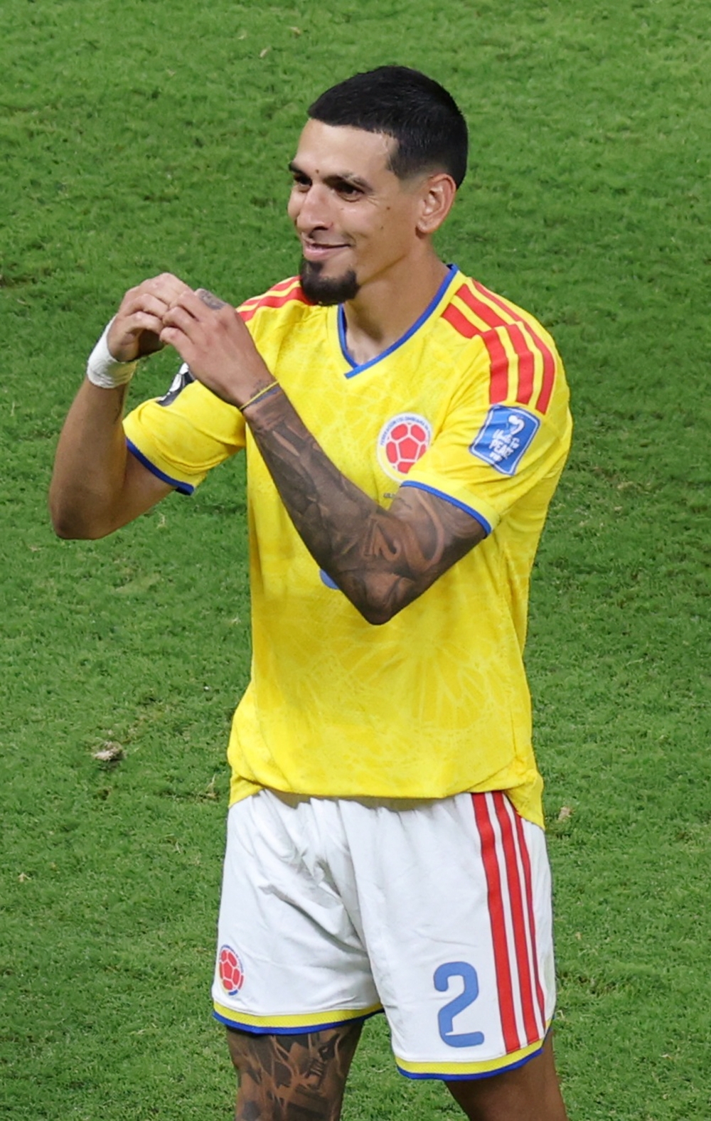 Colombia's defender #02 Daniel Munoz  