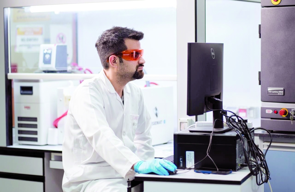 Led by Saeid Vakilian, Associate Researcher at the Laboratory for Stem Cells and Regenerative Medicine, the research focuses on developing an advanced wound dressing that targets inflammation at its source and promotes faster healing.
