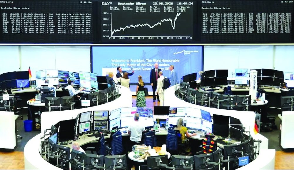 
Asian markets retreat as semiconductor stocks lead losses ahead of US jobs data. 