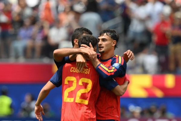 Spain seal 3-0 win over Austria