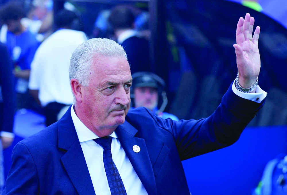  
Paraguay coach Gustavo Alfaro. — Reuters