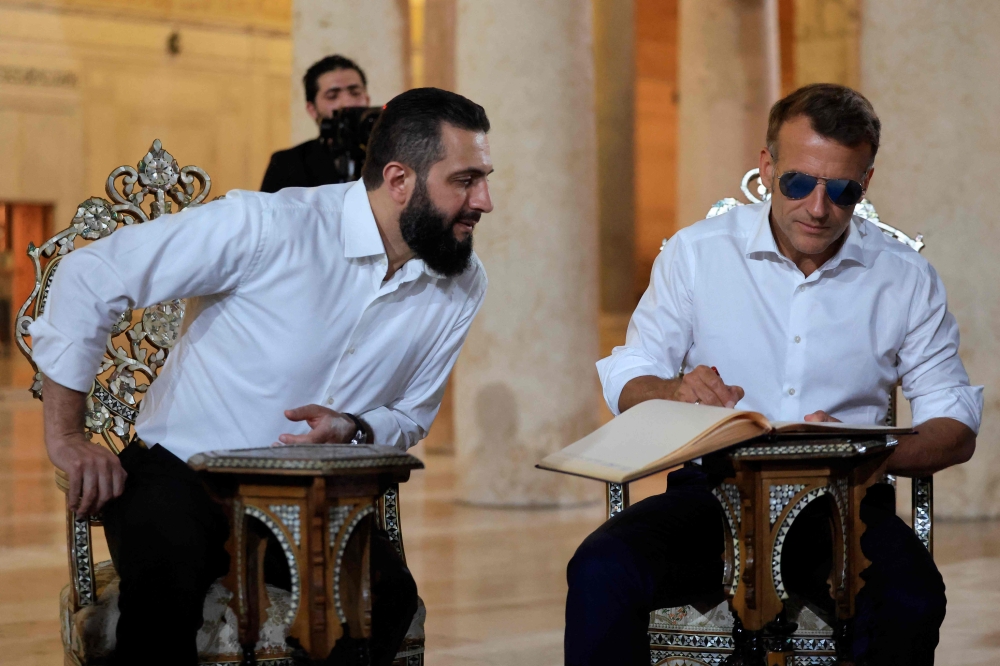 TOPSHOTSTOPSHOT-SYRIA-FRANCE-POLITICS-DIPLOMACY