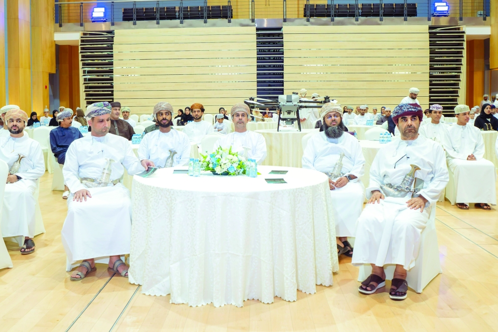 The programme was held under the auspices of Eng Nayef bin Ali al Abri, Chairman of the Civil Aviation Authority.