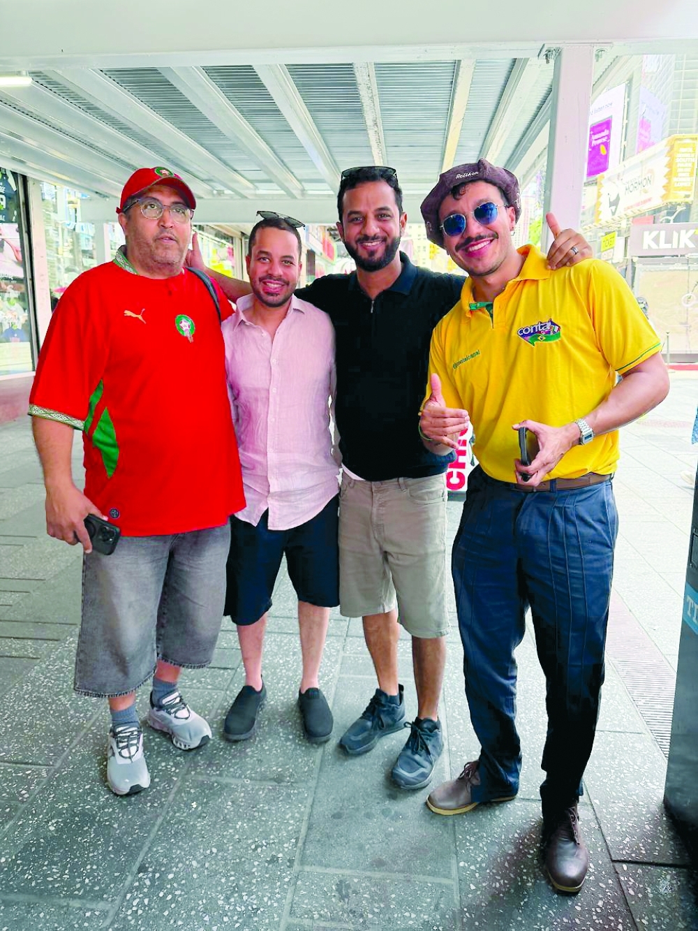 Hilal al Kharousi with fans