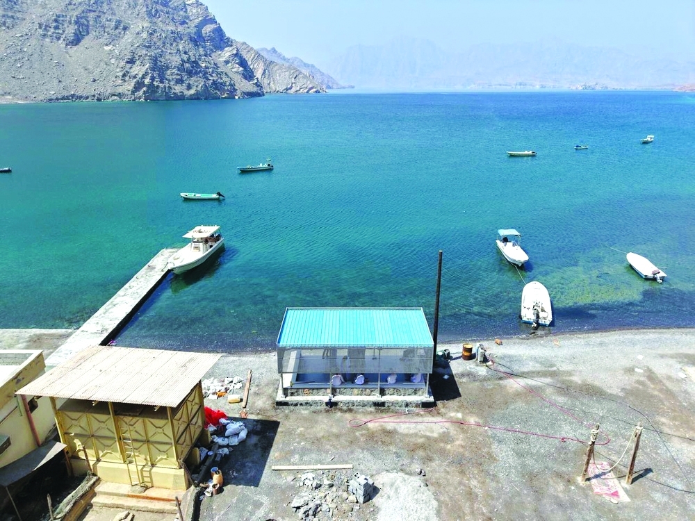 The project covered coastal locations in the wilayats of Dibba and Khasab and the Niabat of Lima.