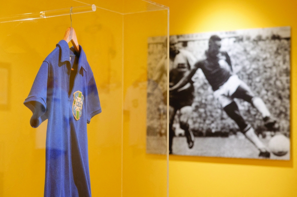 Pele's FIFA WC 1958 final jersey at Sotheby’s auction house