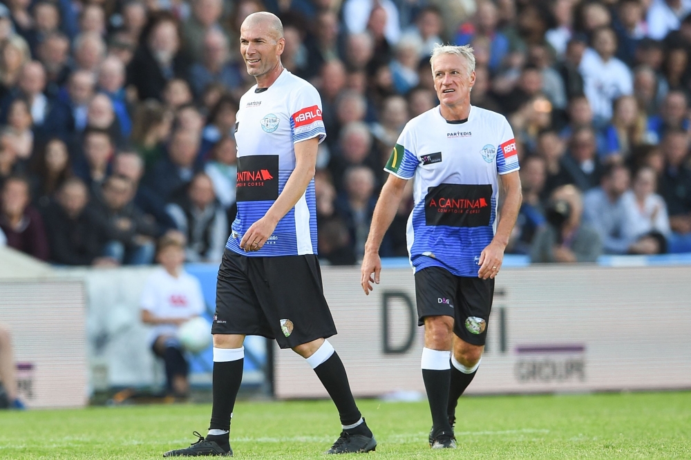 French Didier Deschamps (R) and Zinedine Zidane (L)