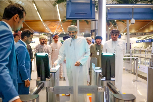 Tourism minister reviews khareef preparations at Salalah Airport