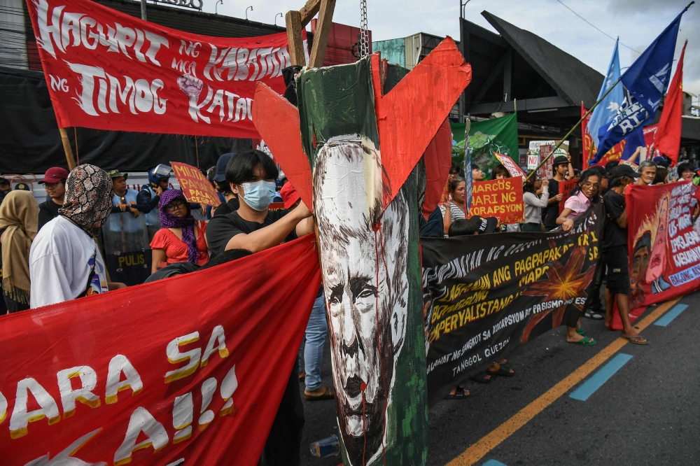 PHILIPPINESPOLITICS