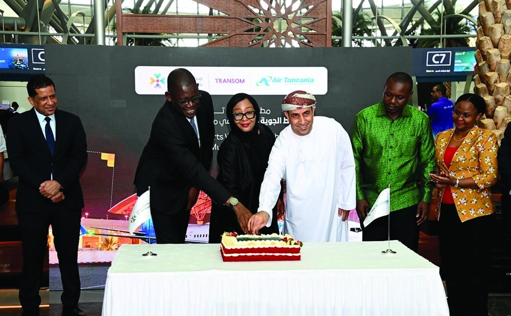 The flight strengthens connectivity between Oman and Tanzania while supporting tourism, trade and investment.