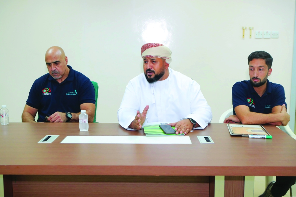 Abubakr al Jahwari, Vice-Chairman of OBA, with Iskandar al Nabli, General Technical Supervisor of the Athlete Development Centres, during the players’ preparation programme.