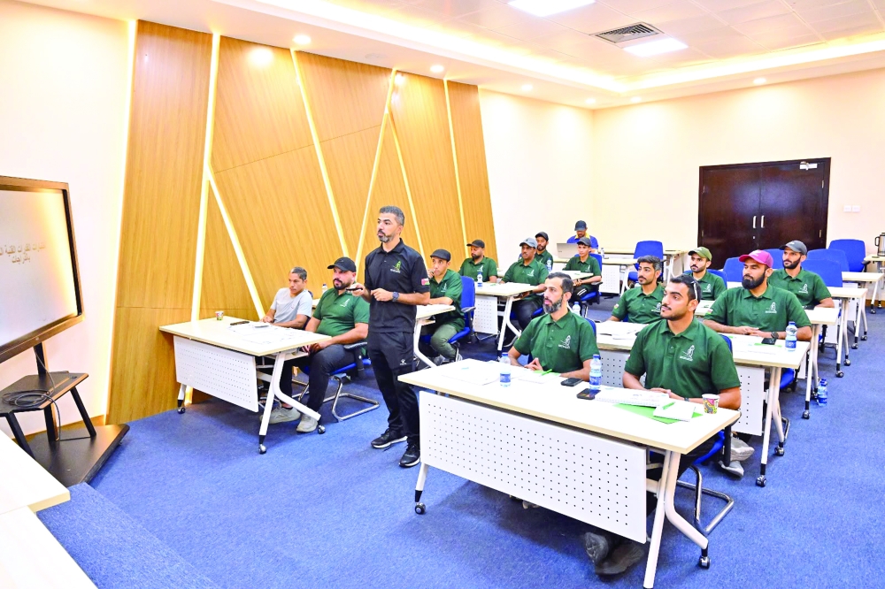 The course brought together former riders, aspiring coaches and cycling enthusiasts from across Oman.