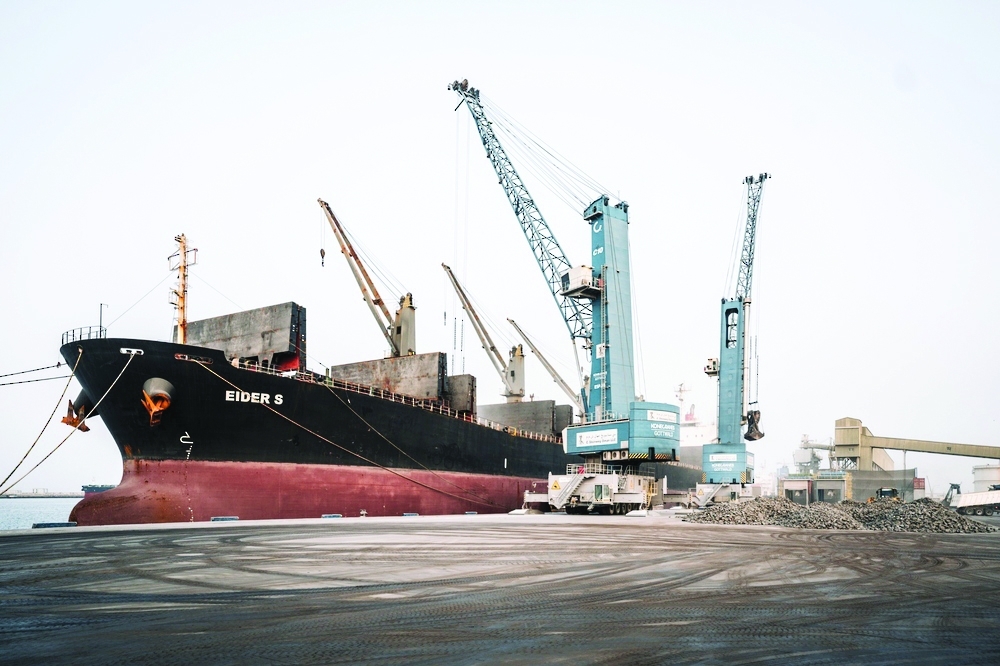 The integrated chromite shipment combined several grades of Omani ore in a single cargo.