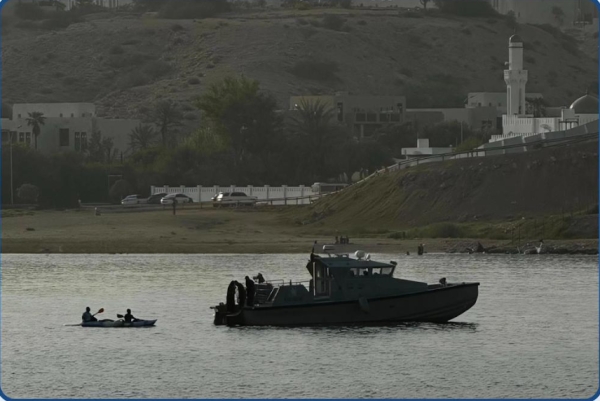 3 rescued while kayaking near Qurum Beach