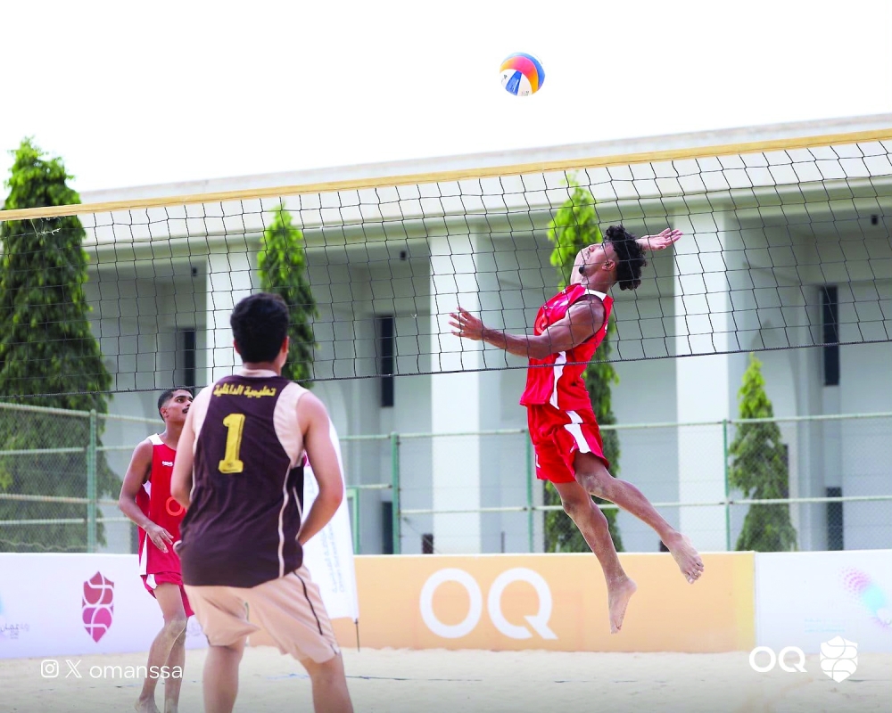 Ten teams will take part in the beach volleyball competition.