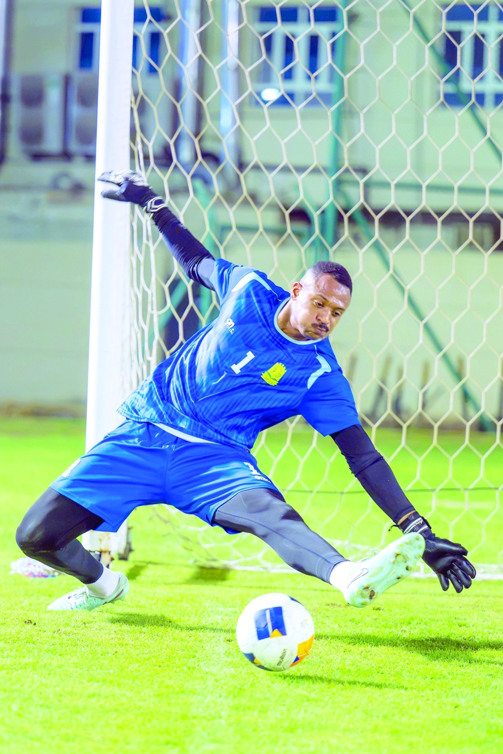 Seeb have brought in national team goalkeeper Ibrahim al Mukhaini in July.