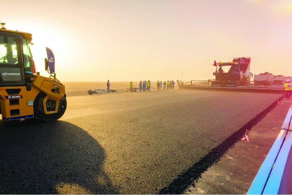 Given its strategic location, Al Wusta’s road network represent a major thoroughfare for travellers, trucks and tourist vehicles heading to Salalah during the Khareef Dhofar Season.