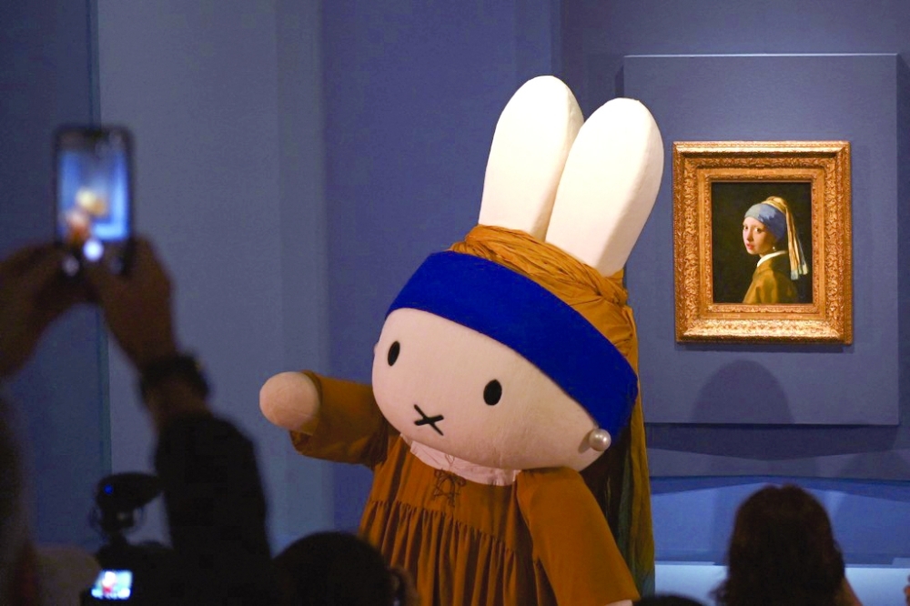 Johannes Vermeer’s “Girl with a Pearl Earring” goes on display at the Nakanoshima Museum of Art in Osaka.