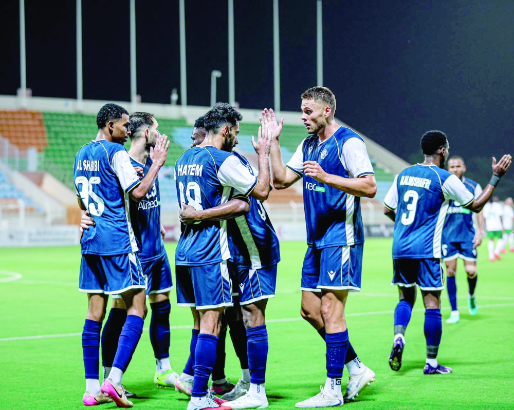 Al Nahda snatched a late 1-1 draw against Al Shabab in the second round of the Sohar International Cup.