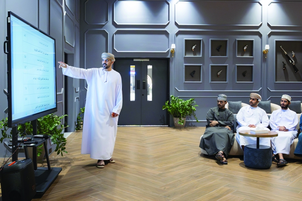 Hamed al Jahwari during the coordination meeting with esports clubs and players at Active Oman.