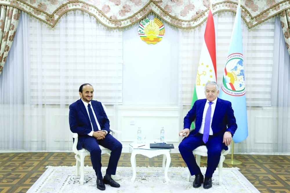 Shaikh Khalifa bin Ali al Harthi holds talks with Sharifzoda Farrukh Homiddin