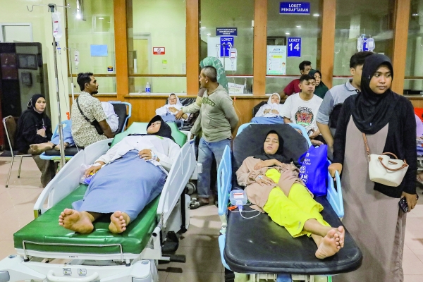Over 1,700 fall sick from Indonesia free school meals