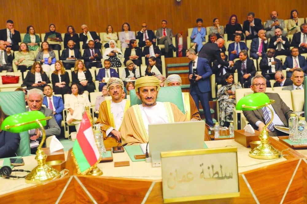 Shaikh Khalifa bin Ali al Harthi headed the Omani delegation at the Cairo Arab League session.