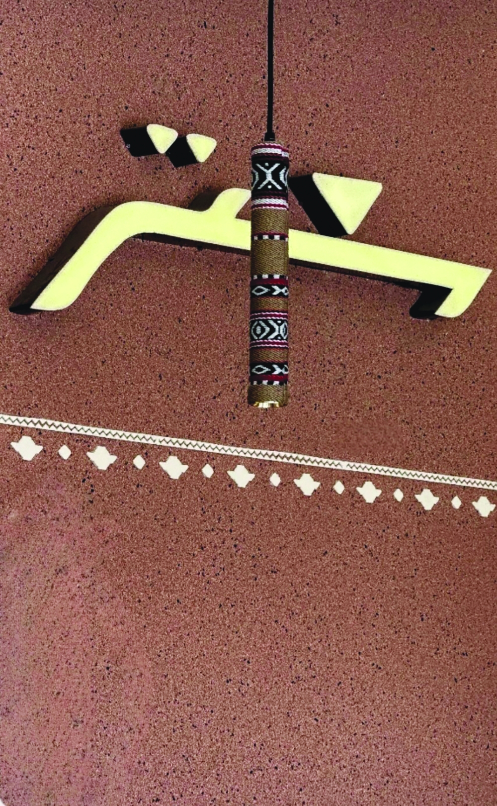 The café’s visual identity also holds a story: their logo—the shape of a small peak—was inspired by scattered saatar found on Rustaq’s mountains.