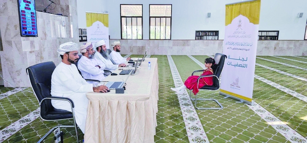 The committee has visited 12 centres and listened to 861 contestants.
