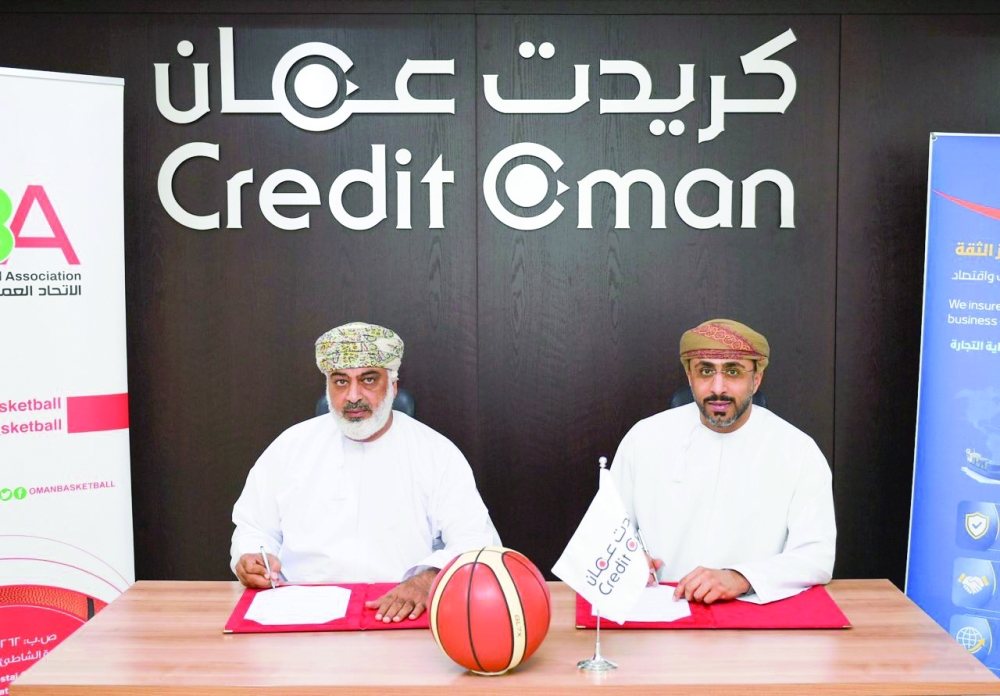 
The memorandum of cooperation was signed by Eng Khalfan bin Saleh al Naabi, Chairman of the OBA, and Haitham bin Abdullah al Yaqoubi, General Manager of Insurance and Claims at Credit Oman. 