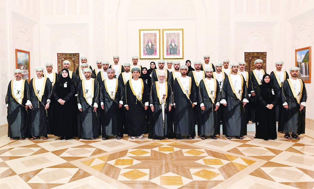 
Taking a legal oath comes in application of Article (11) of the Public Prosecution Law signaling the commencement of their judicial duties. — ONA 