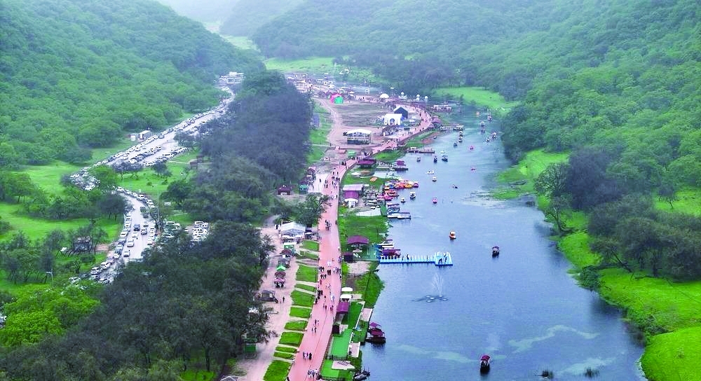 The number of tourists visiting GCC countries increased 4.9 per cent to about 75.7 million.