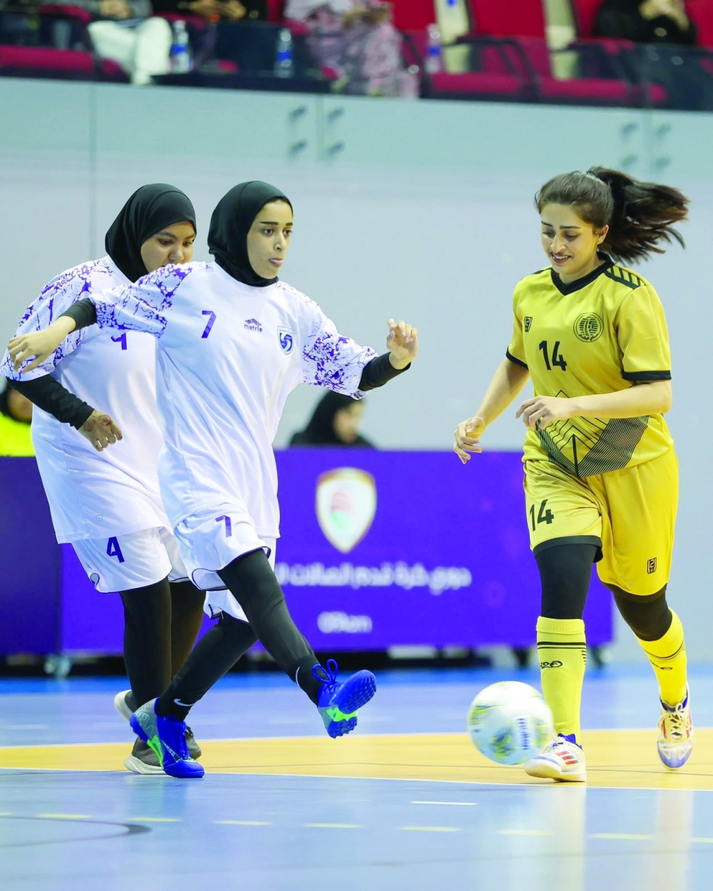 Qurayat, Al Amerat, Al Shabab, Masirah and Al Bashayer progressed from the first stage.