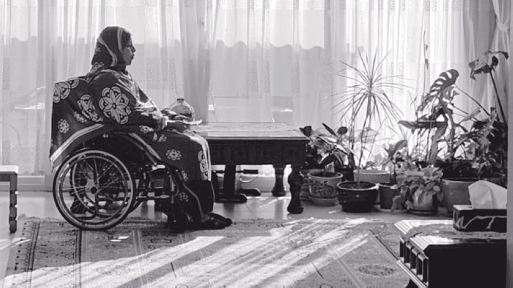 Rahma raises awareness of multiple sclerosis through her personal journey.