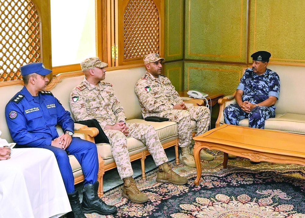 Maj Gen Abdullah bin Ali al Harthi, Assistant Inspector General of Police, Customs for Operations, receives Colonel Mosa’ad Ahmed al Shamroukh and the Kuwaiti delegation in Muscat on Tuesday. — ONA