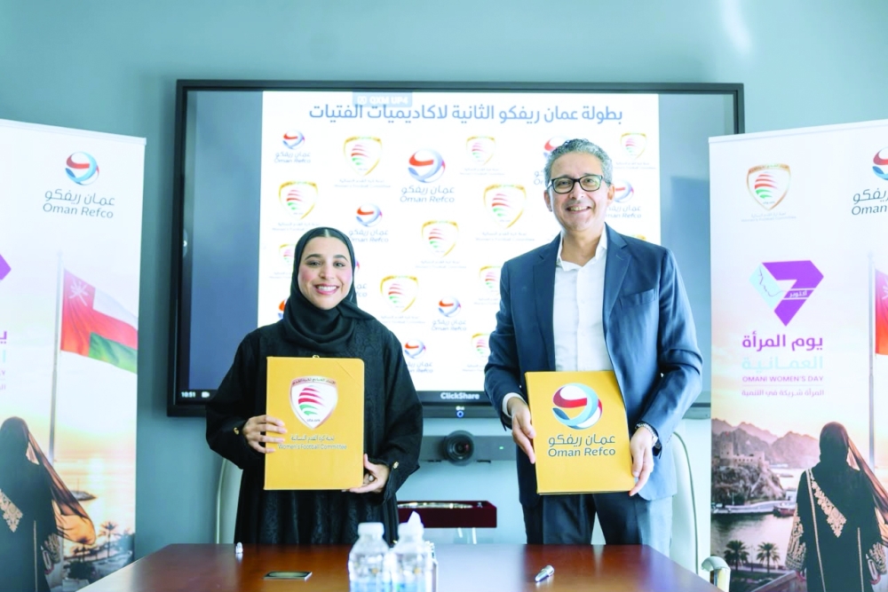 The event was attended by Hajer al Muzaini, OFA Board Member and Chairperson of the Women’s Football Committee, and Youssef Ezzikhe, Chief Executive Officer of Oman Refco.